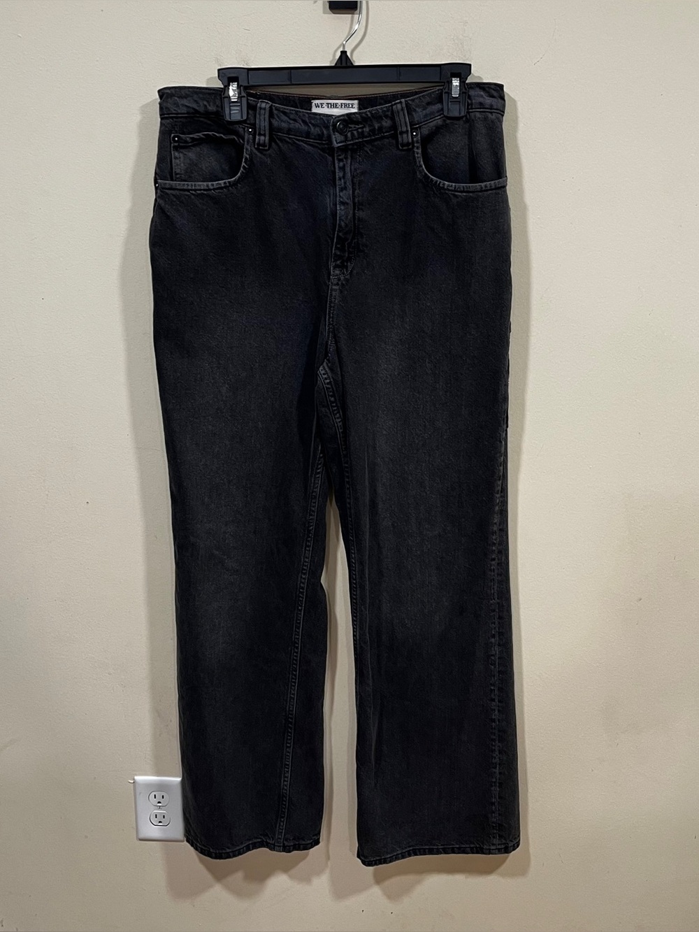 Free People washed black denim carpenter jeans size 31 EUC wide leg